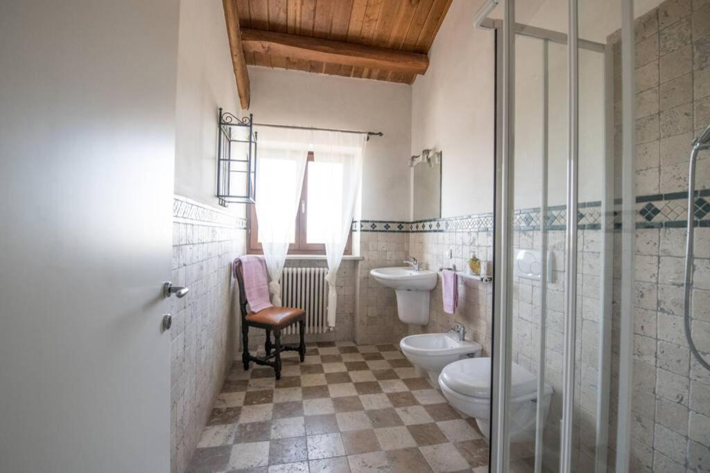 La Casa Vacanza Con Vista Panoramica Sui Vigneti Rotella Екстериор снимка