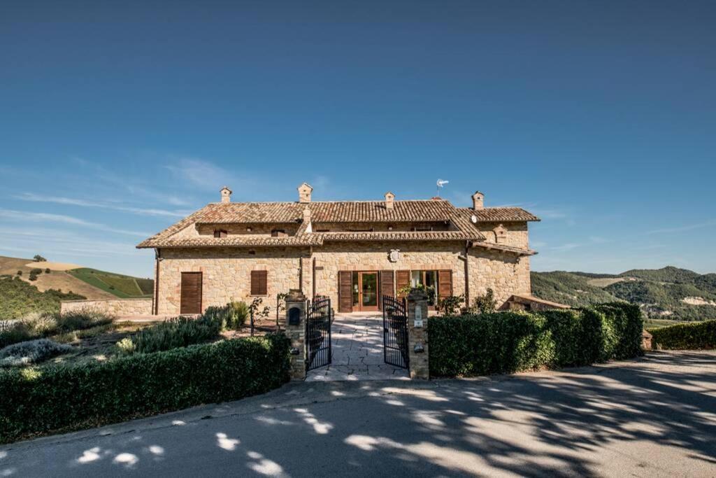 La Casa Vacanza Con Vista Panoramica Sui Vigneti Rotella Екстериор снимка